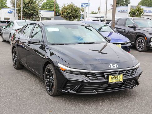 New 2026 Hyundai Elantra SEL Sport Premium w/ Cargo Package image 3