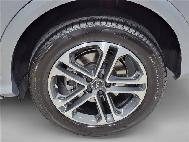 Used 2025 Audi Q5 Premium AWD/4WD image 25