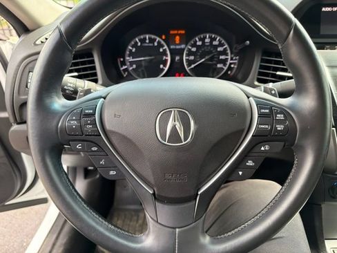 Used 2015 Acura ILX w/ Premium Package FWD image 17
