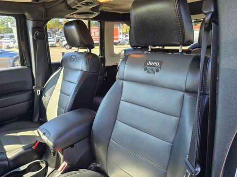 Used 2011 Jeep Wrangler Unlimited Sahara w/ Dual Top Group image 22