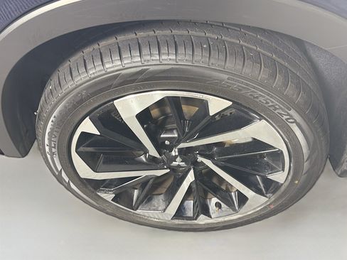 Used 2024 Mitsubishi Outlander SE FWD image 11