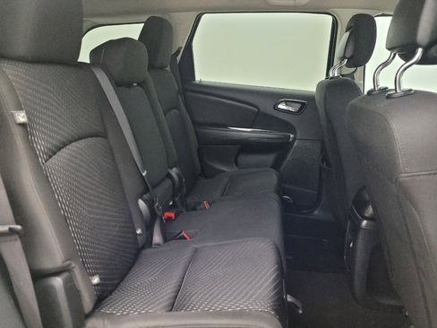 Used 2018 Dodge Journey SE w/ Popular Equipment Group FWD image 19