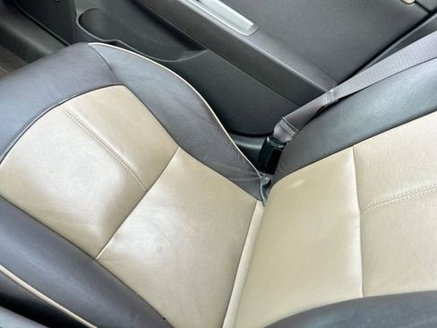 Used 2011 Chevrolet Malibu LTZ image 18