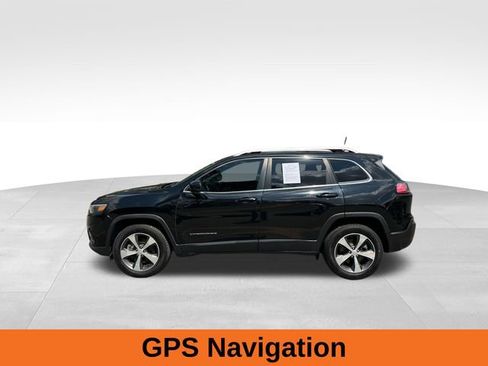Used 2019 Jeep Cherokee Limited image 2