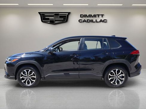 Used 2023 Toyota Corolla Cross S image 2