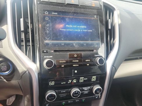 Used 2022 Subaru Ascent Limited AWD/4WD image 17
