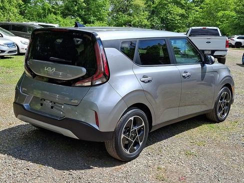 Certified 2023 Kia Soul EX FWD image 6