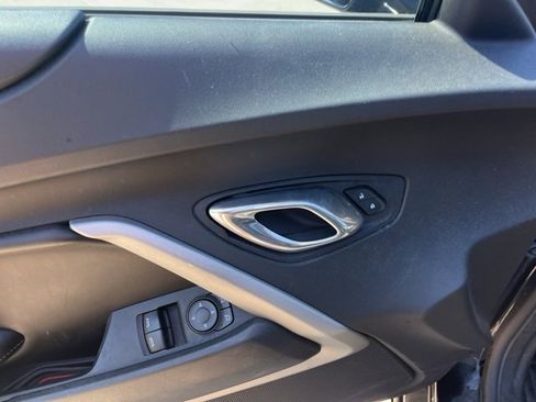 Used 2018 Chevrolet Camaro LT image 12