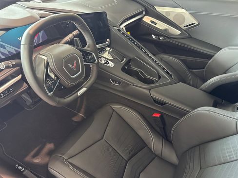 New 2025 Chevrolet Corvette E-Ray image 7