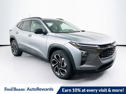 New 2026 Chevrolet Trax RS w/ Sunroof Package image 1