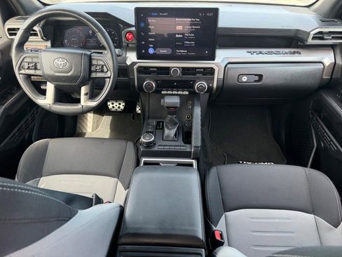 Used 2024 Toyota Tacoma TRD Sport AWD/4WD image 13