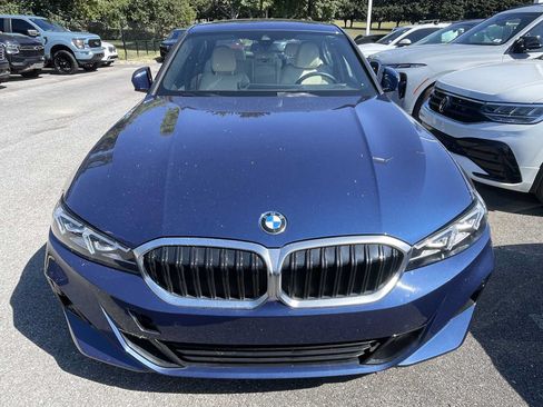 Used 2023 BMW 330i Sedan w/ Premium Package RWD image 2