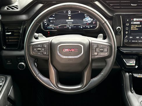 Used 2025 GMC Sierra 1500 AT4X w/ AT4X AEV Edition image 18