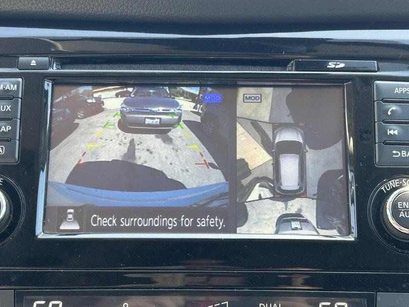 Used 2017 Nissan Rogue SL w/ SL Premium Package FWD image 17