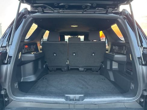 Used 2025 Toyota 4Runner SR5 image 31