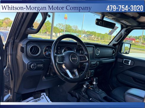 Used 2022 Jeep Gladiator Overland w/ Popular Equipment Package AWD/4WD image 12