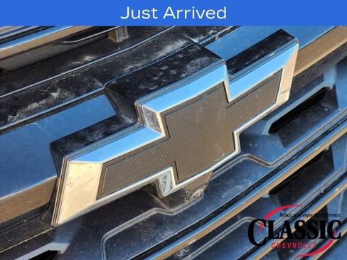 Used 2024 Chevrolet Traverse LS w/ Midnight/Sport Edition image 18