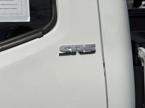 Used 2017 Toyota Tacoma SR5 RWD image 14
