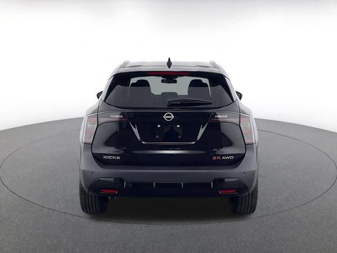 Used 2026 Nissan Kicks SR AWD/4WD image 6