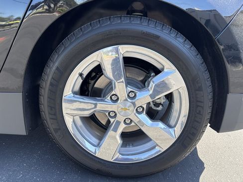 Used 2011 Chevrolet Volt Premium w/ Premium Trim Package FWD image 17