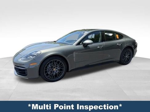 Used 2023 Porsche Panamera RWD image 4