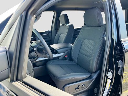 Certified 2025 RAM 1500 Big Horn AWD/4WD image 21