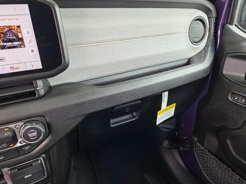 New 2026 Jeep Gladiator Sport image 26