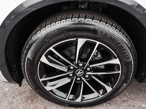 Used 2024 Acura ZDX A-Spec image 8