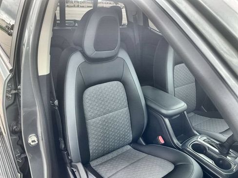 Used 2018 Chevrolet Colorado Z71 AWD/4WD image 32