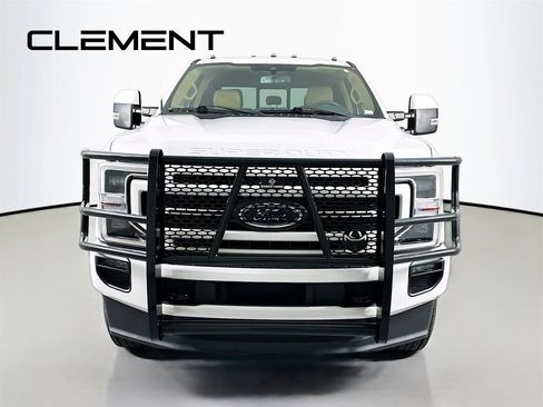 Certified 2022 Ford F250 Lariat w/ Lariat Ultimate Package AWD/4WD image 3
