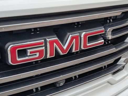 Used 2019 GMC Sierra 1500 AT4 w/ AT4 Premium Package image 5