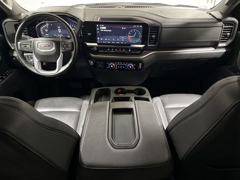Used 2025 GMC Sierra 1500 SLT AWD/4WD image 10