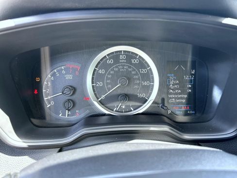 Used 2020 Toyota Corolla LE FWD image 14