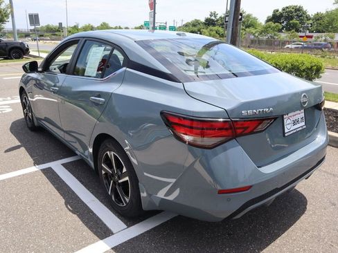 Certified 2024 Nissan Sentra SV FWD image 8