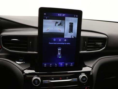 Used 2023 Ford Explorer ST w/ Technology Package image 25