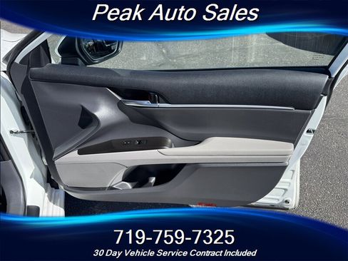 Used 2023 Toyota Camry SE image 32