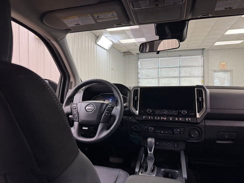 New 2026 Nissan Frontier SV w/ SV Convenience Package AWD/4WD image 21