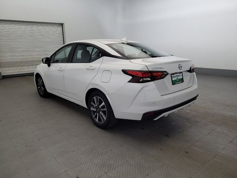 Used 2025 Nissan Versa SV FWD image 5