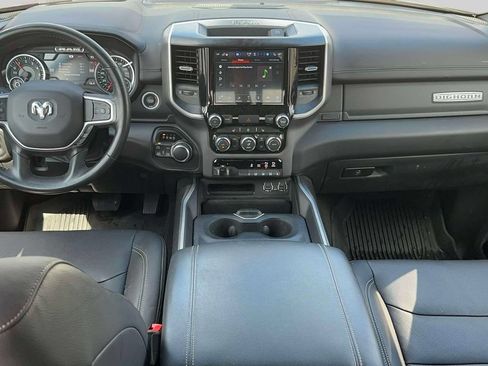 Used 2022 RAM 1500 Big Horn AWD/4WD image 10