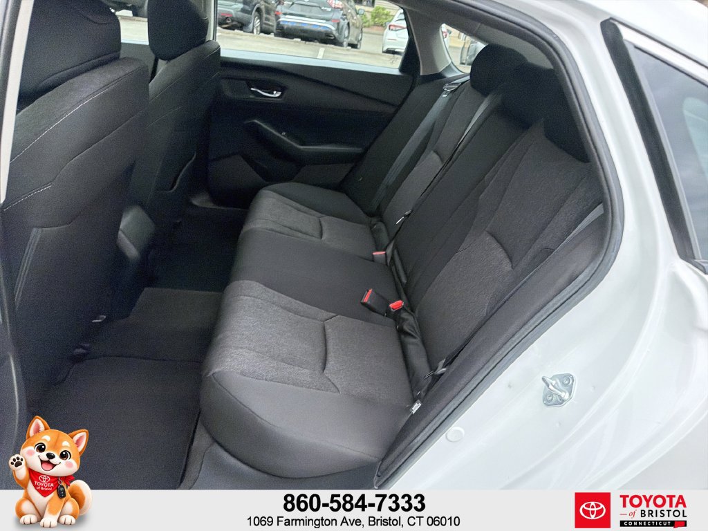 Used 2023 Honda Accord EX image 32