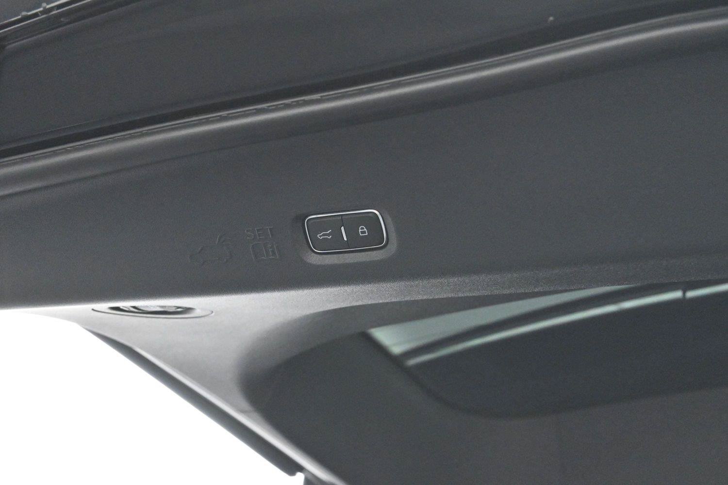 Used 2026 Lincoln Navigator L Black Label AWD/4WD image 11