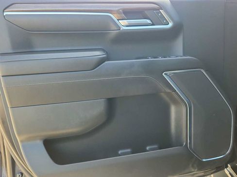 Used 2023 Chevrolet Silverado 1500 LT Trail Boss w/ Protection Package AWD/4WD image 19