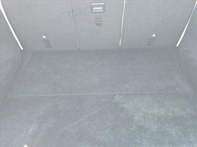 Used 2024 Tesla Model Y Long Range AWD/4WD image 6