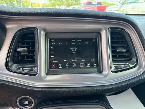 Used 2023 Dodge Challenger SXT RWD image 32
