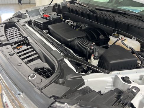 Certified 2024 Chevrolet Silverado 1500 LTZ AWD/4WD image 45