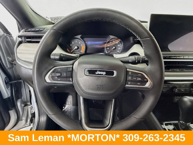 Used 2025 Jeep Compass Limited AWD/4WD image 11