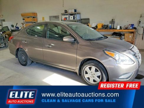Used 2017 Nissan Versa SV FWD image 8