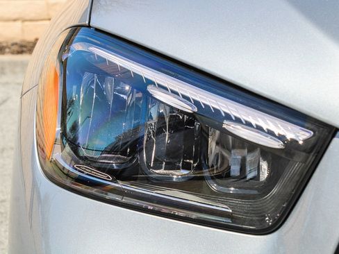New 2026 Mercedes-Benz GLE 450 4MATIC image 4