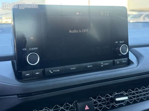 Certified 2025 Honda Accord SE image 21