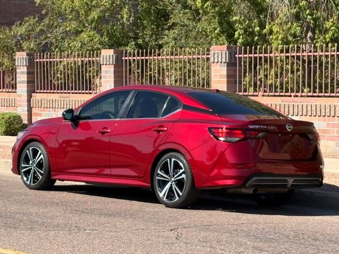 Used 2021 Nissan Sentra SR w/ SR Premium Package FWD image 4